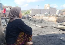 120 Rumah di Kampung Adat Sade Lombok Tengah Terbakar