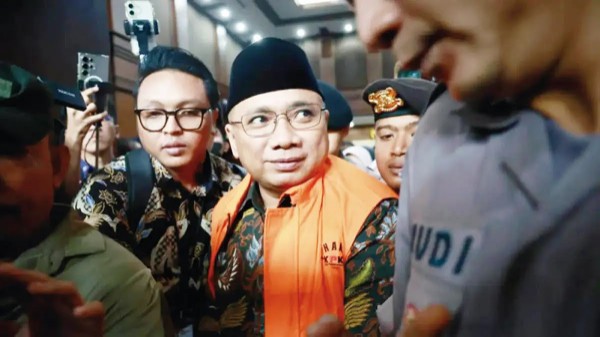 mantan-menteri-agama-yaqut-cholil-qoumas-dikawal-petugas-usai-menjalani-sidang-dakwaan-dugaan-korupsi-kuota-haji-di-pengadilan-tipikor-jakarta-selasa-1182026-dery-ridwansyahjpg-YXvwG_copy_600x337