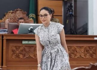 Giorgio Antonio Tak Kunjung Bayar Utang Rp200 Juta, Nikita Mirzani Siapkan Langkah Hukum
