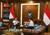 Seskab Teddy Terima Menteri KP Perkuat Pengembangan Kampung Nelayan