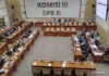 DPR Lanjut Rapat RUU Perampasan Aset Bersama Mahasiswa Advokat