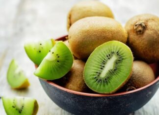 Ahli Gizi Sarankan “Smoothie” Kiwi Baik Atasi Sembelit